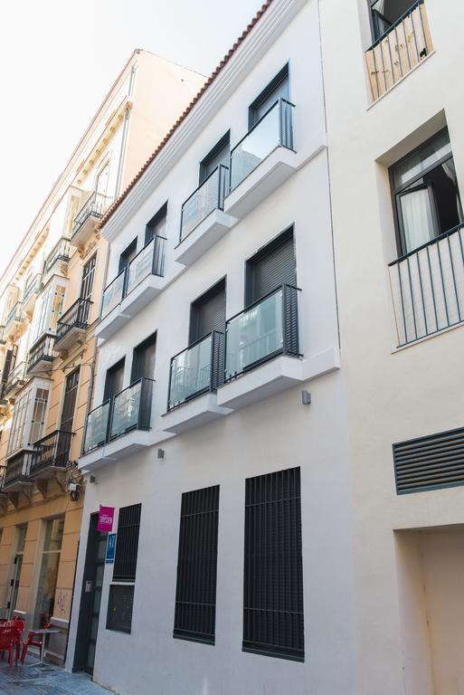 Ab Apartamentos Museum Малага Экстерьер фото