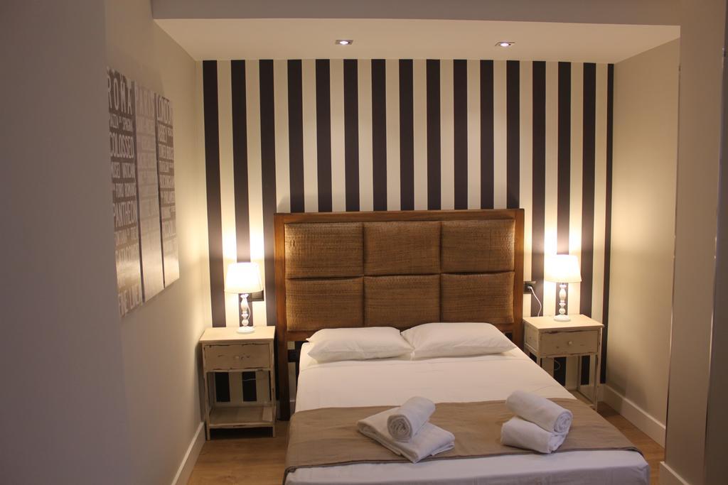 Ab Apartamentos Museum Малага Номер фото