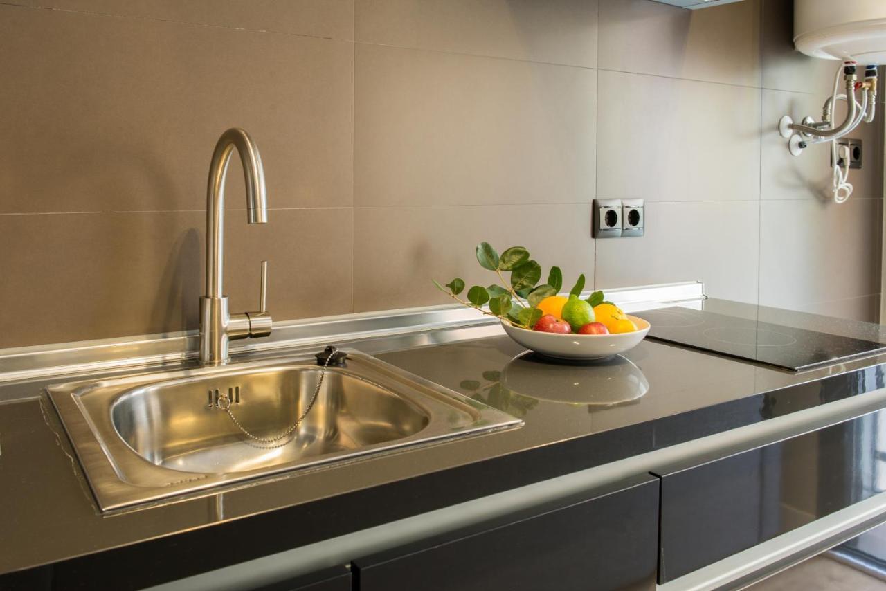 Ab Apartamentos Museum Малага Номер фото